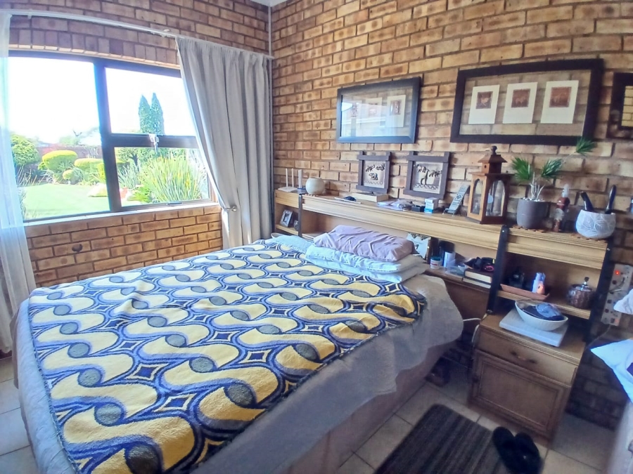 4 Bedroom Property for Sale in Kuruman Northern Cape